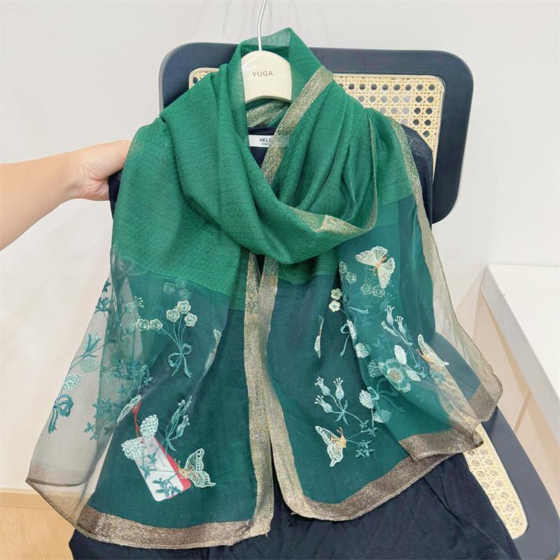Four Season silk wool scarf women hijab pashmina shawls wrap Luxury Bandana Blanket Floral Pashmina Embroidery Scarves Foulard 70x180cm
Four Season silk wool scarf women hijab pashmina shawls wrap Luxury Bandana Blanket Floral Pashmina Embroidery Scarves Foulard 70x180cm