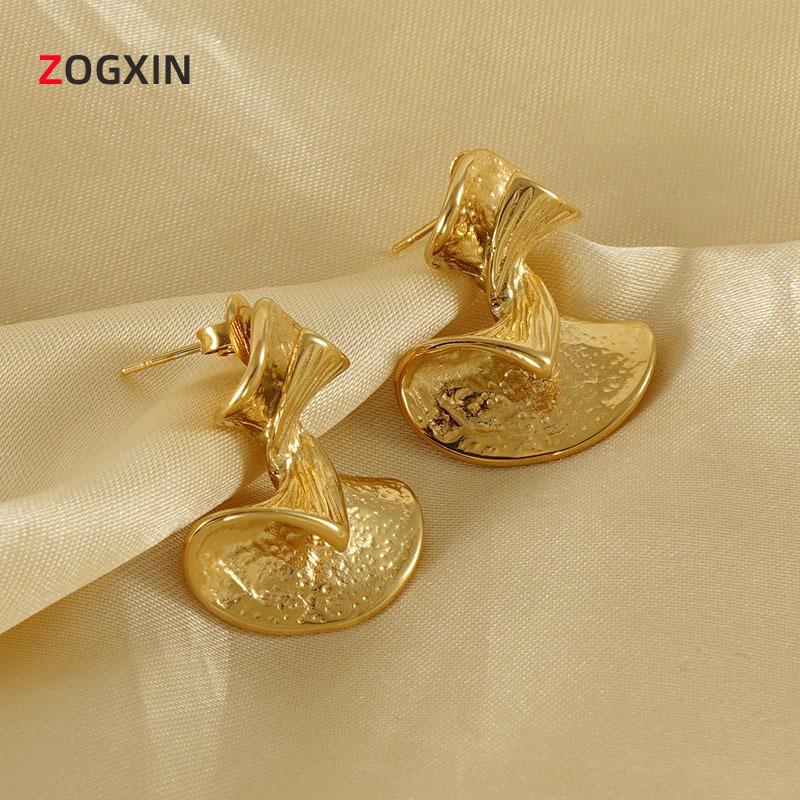 Elegant European Retro 18K Gold Fan-Shaped Ginkgo Leaf Earrings for Women золотой
Elegant European Retro 18K Gold Fan-Shaped Ginkgo Leaf Earrings for Women золотой