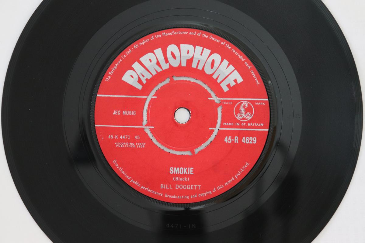 7inch Record BILL DOGGETT - Smokie / Evening Dreams 45R4629 Parlophone 1960 UK Jazz Used
7inch Record BILL DOGGETT - Smokie / Evening Dreams 45R4629 Parlophone 1960 UK Jazz Used