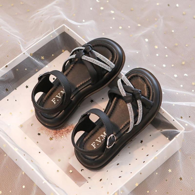 Girls shoes, children s princess sandals2026Summer new popular style for older children and girls, soft-soled and trendy 32-37One Hand6Double чорний
Girls shoes, children s princess sandals2026Summer new popular style for older children and girls, soft-soled and trendy 32-37One Hand6Double чорний