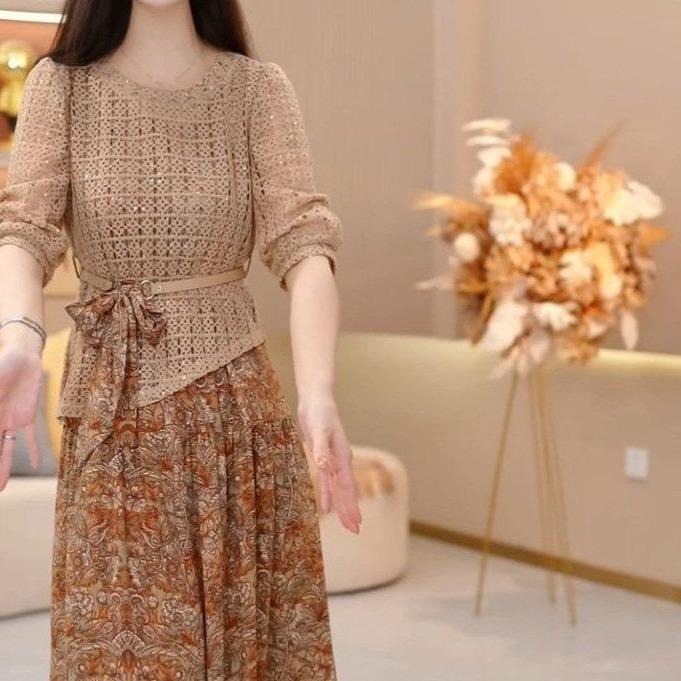 2026 Spring Floral Print Slimming Two-Piece Designer Outfit for Women – Full Set Covering Flaws XL (suggested 55-60 kg)
2026 Spring Floral Print Slimming Two-Piece Designer Outfit for Women – Full Set Covering Flaws XL (suggested 55-60 kg)