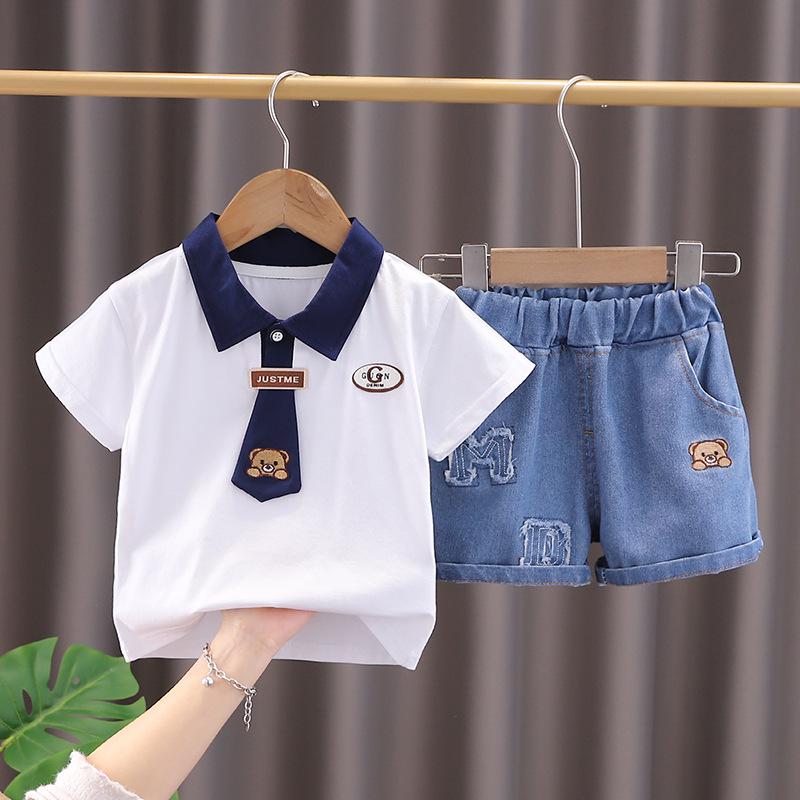 Літній дитячий комплект з двох предметів з коротким рукавом та плюшевим ведмедиком, 2025: Мультяшний топ і шорти 110cm білий
Літній дитячий комплект з двох предметів з коротким рукавом та плюшевим ведмедиком, 2025: Мультяшний топ і шорти 110cm білий