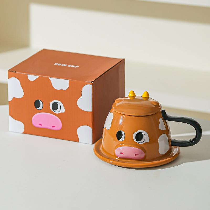 Креативная милая мультяшная трехмерная пара коров, чашка для воды, керамическая чашка с крышкой, кукла, милая кружка для питомца, кофейная чашка 301-400ml
Креативная милая мультяшная трехмерная пара коров, чашка для воды, керамическая чашка с крышкой, кукла, милая кружка для питомца, кофейная чашка 301-400ml