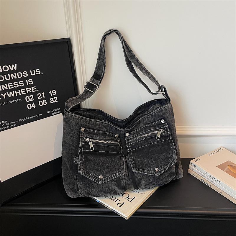 2026 Trendy Jeans Fabrics Shoulder Bag Large-capacity Casual Commuter Bag Unique And Stylish Versatile Sport Underarm Bags чёрный
2026 Trendy Jeans Fabrics Shoulder Bag Large-capacity Casual Commuter Bag Unique And Stylish Versatile Sport Underarm Bags чёрный