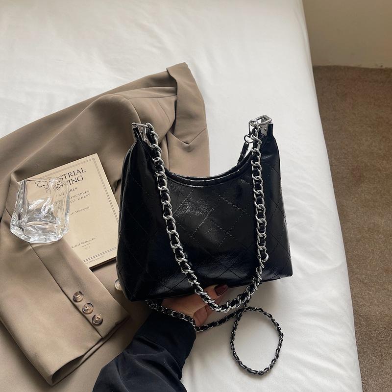New Chain Bag Women s Fashion Messenger Bag Versatile Shoulder Bag
New Chain Bag Women s Fashion Messenger Bag Versatile Shoulder Bag