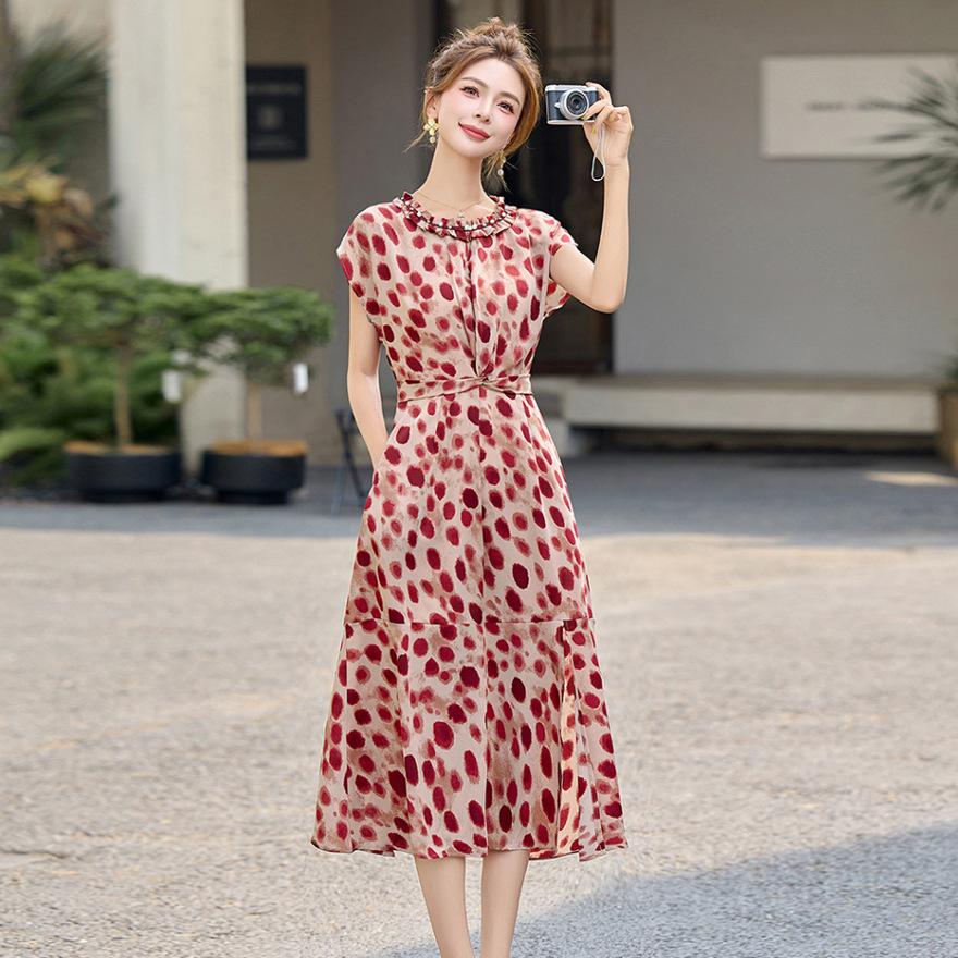 Нежный дизайн, женственное платье в цветочный горошек, летнее новое суперкрасивое платье с талией и тонкое XL
Нежный дизайн, женственное платье в цветочный горошек, летнее новое суперкрасивое платье с талией и тонкое XL