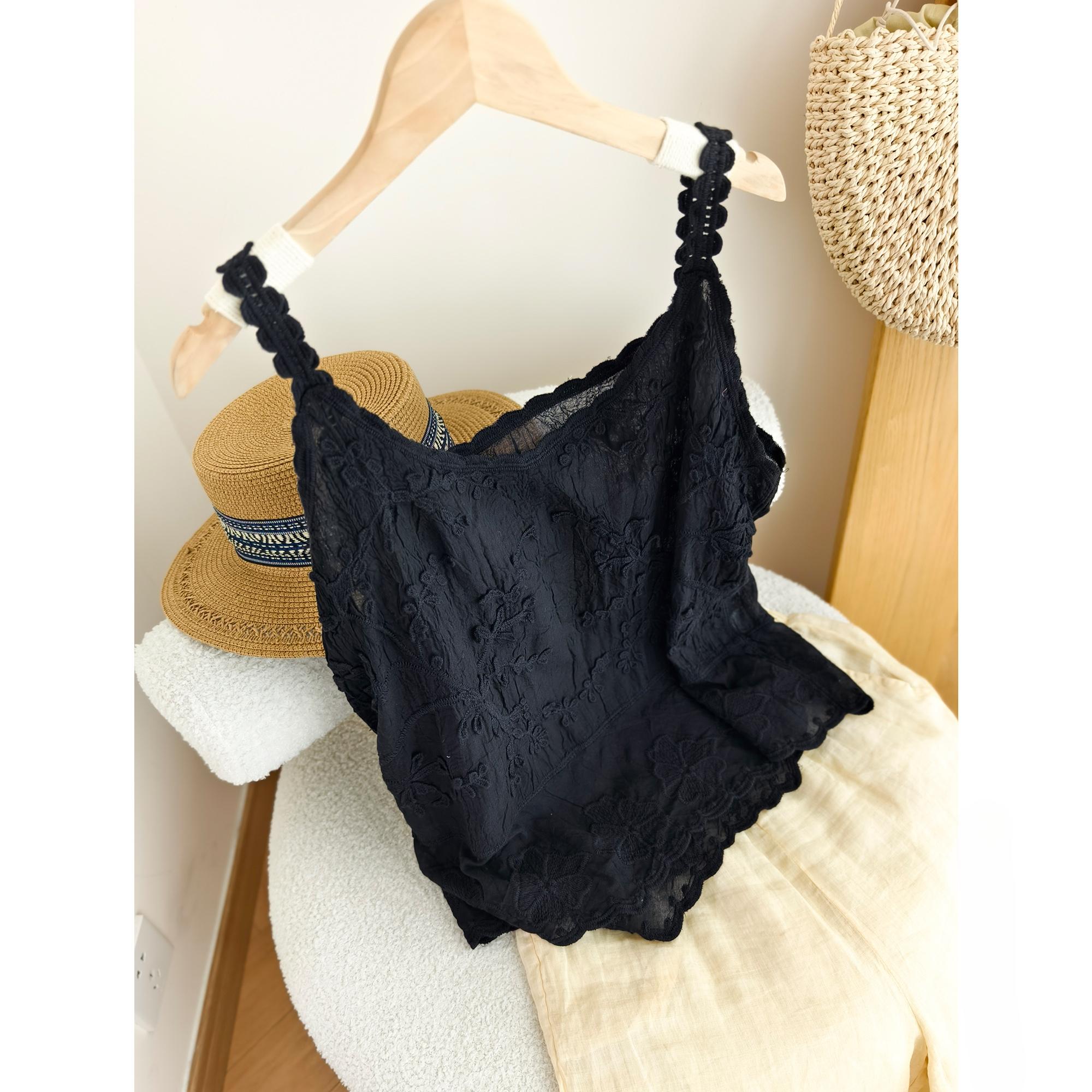 DIMANAF 2025 Новая летняя майка-футболка женская базовая вязаная без рукавов ажурного стиля белая синяя топы свободные One Size
DIMANAF 2025 Новая летняя майка-футболка женская базовая вязаная без рукавов ажурного стиля белая синяя топы свободные One Size