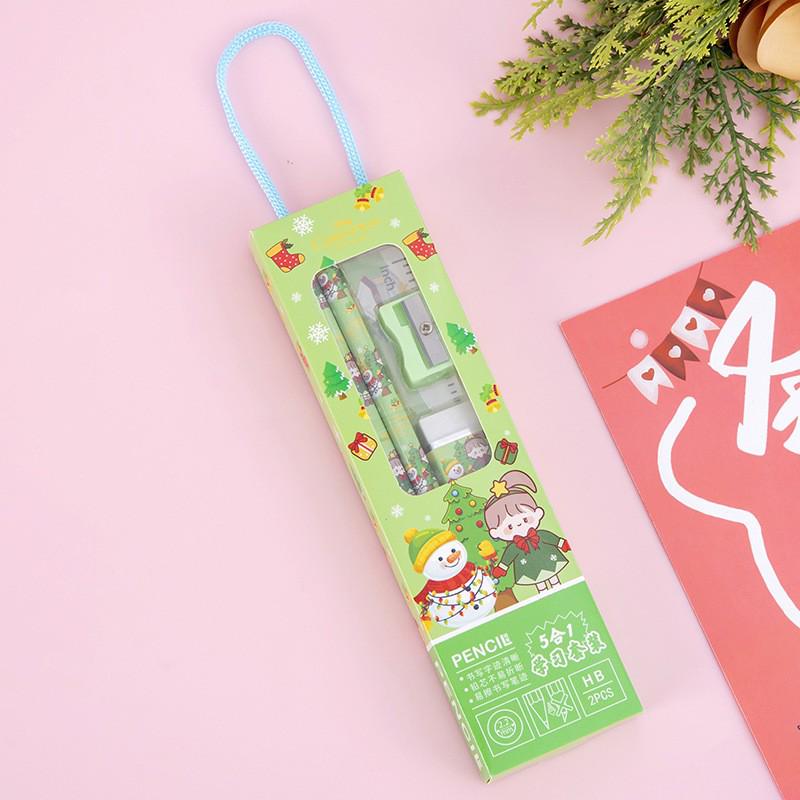 Christmas Pencil Set for Elementary Students: 5-Piece Handbag Gift Box for Kindergarten Birthday Party Favors New Five-Piece Set
Christmas Pencil Set for Elementary Students: 5-Piece Handbag Gift Box for Kindergarten Birthday Party Favors New Five-Piece Set