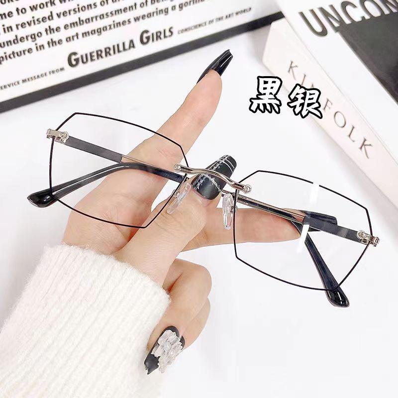Middle-Aged And Elderly Anti-Blue Light Anti-Fatigue Men S And Women S Reading Glasses Eye Protection Fashion Diamond Frameless Polygonal Reading 400 degrees (recommended for 75-79 years old)
Middle-Aged And Elderly Anti-Blue Light Anti-Fatigue Men S And Women S Reading Glasses Eye Protection Fashion Diamond Frameless Polygonal Reading 400 degrees (recommended for 75-79 years old)