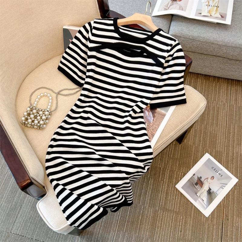 Short Sleeved Striped A-Line Fashionable Summer Casual T-Shirt Dress Sense Design Women M чорний
Short Sleeved Striped A-Line Fashionable Summer Casual T-Shirt Dress Sense Design Women M чорний