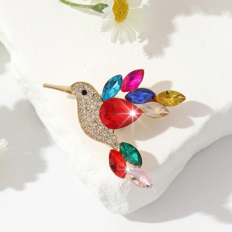 Fashion Luxury Shiny Rhinestone Crystal Bird Brooch For Women Coat Jewelry Accessories Gifts
Fashion Luxury Shiny Rhinestone Crystal Bird Brooch For Women Coat Jewelry Accessories Gifts