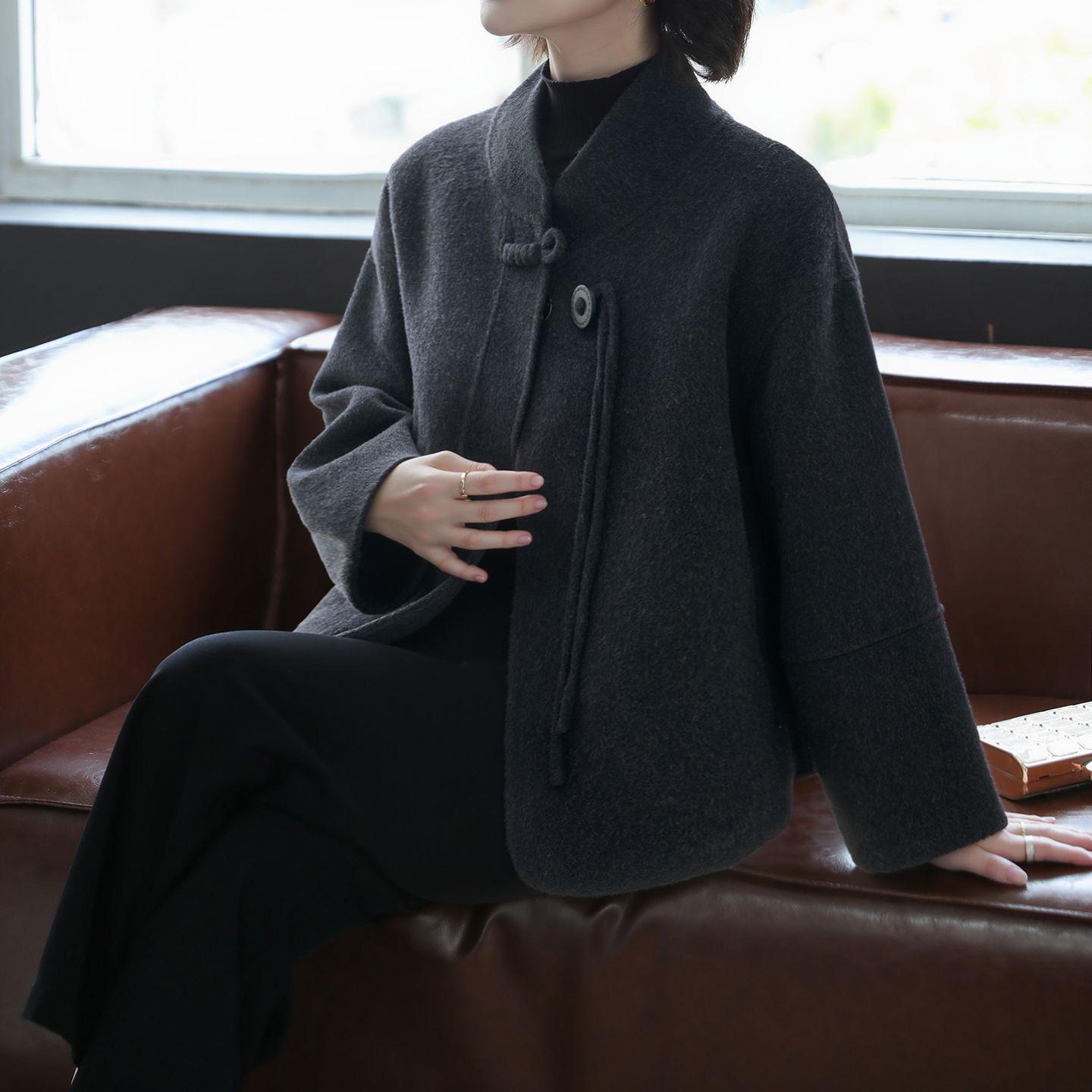 Spring Wool Coat for Petite Women: Double-Sided Design for Middle-Aged & Elderly L (Recommended 130-160 Jin)
Spring Wool Coat for Petite Women: Double-Sided Design for Middle-Aged & Elderly L (Recommended 130-160 Jin)