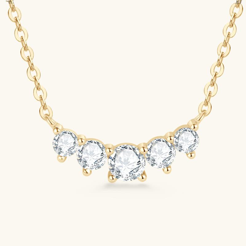 Smile Moissanite Necklace Unique Fairy Style 925 Sterling Silver Clavicle Chain D VVS1 Delicate Fashion Jewelry 4mm білий
Smile Moissanite Necklace Unique Fairy Style 925 Sterling Silver Clavicle Chain D VVS1 Delicate Fashion Jewelry 4mm білий