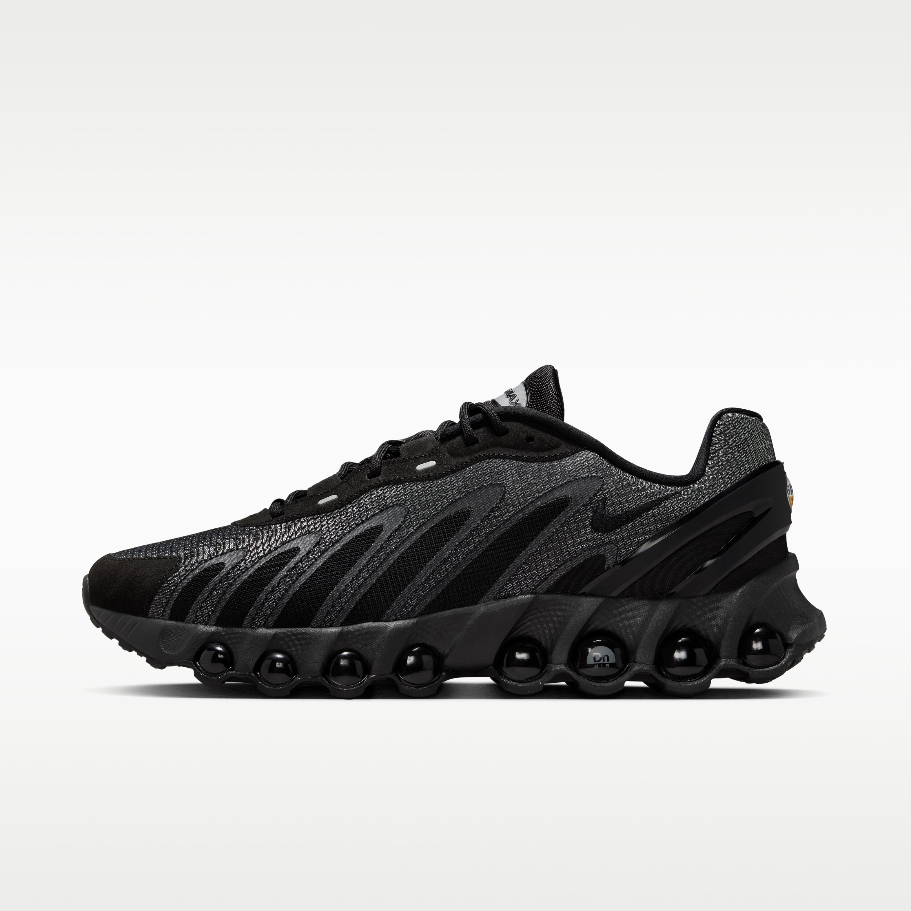 Nike Air Max Dn8 SE Черный Темно-серый 42
Nike Air Max Dn8 SE Черный Темно-серый 42