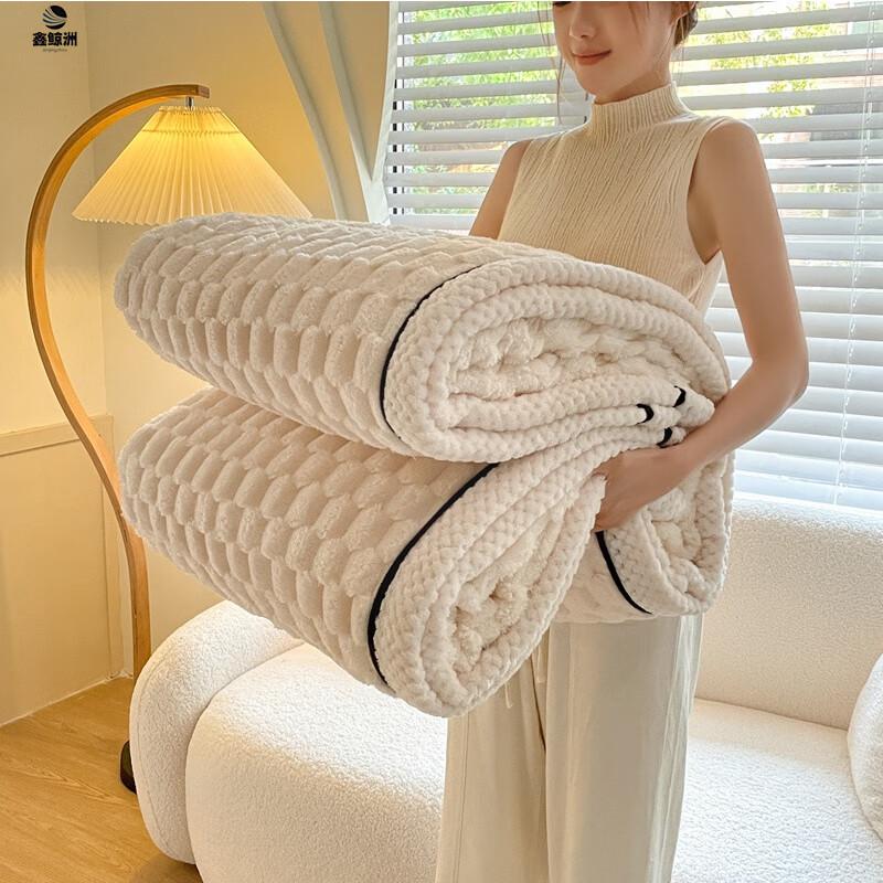 Xinjingzhou Golden Turtle Velvet Double-Sided Blanket
Xinjingzhou Golden Turtle Velvet Double-Sided Blanket