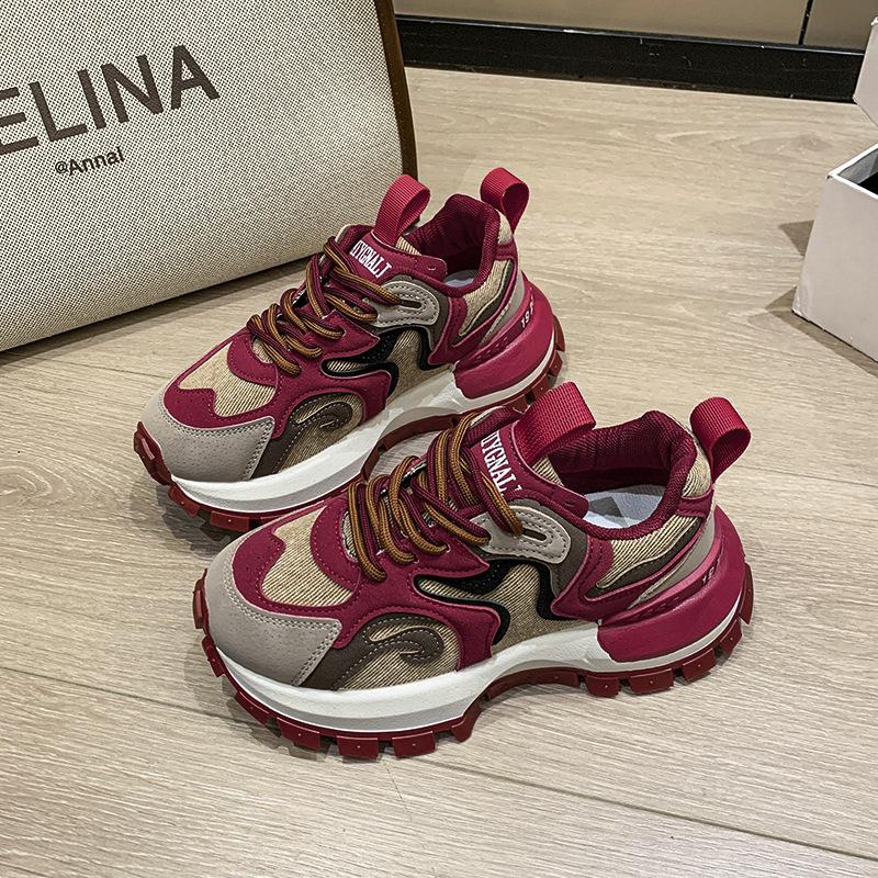 Кроссовки на толстой подошве, увеличивающие рост, в стиле «папины кроссовки», с цветовой гаммой пламени, кроссовки «Форрест Гамп» женские, новинка осени 2025 года, европейский тренд, кроссовки для бега 40 красный
Кроссовки на толстой подошве, увеличивающие рост, в стиле «папины кроссовки», с цветовой гаммой пламени, кроссовки «Форрест Гамп» женские, новинка осени 2025 года, европейский тренд, кроссовки для бега 40 красный