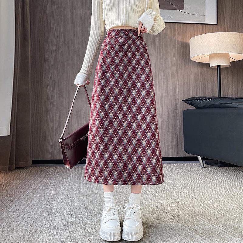 Ankala Red Vintage Plaid Wool A-Line Slim Mid-Length Skirt for Women - Autumn & Winter Medium
Ankala Red Vintage Plaid Wool A-Line Slim Mid-Length Skirt for Women - Autumn & Winter Medium
