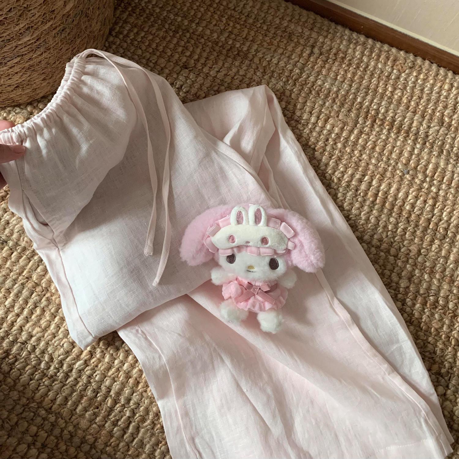 Soft Pink Tencel Linen Pants: Girly Vibe, Relaxed Fit, Straight Leg, Slimming, Versatile - 2026 Spring/Summer Women s Style Large
Soft Pink Tencel Linen Pants: Girly Vibe, Relaxed Fit, Straight Leg, Slimming, Versatile - 2026 Spring/Summer Women s Style Large