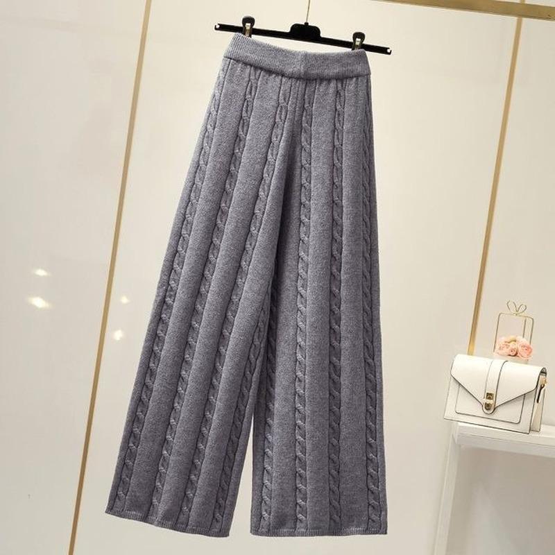 High-waist Solid Color Knitted Wide-leg Pants 2026 Autumn And Winter New Korean Twist Stripe Cropped Trousers All-match Casual One Size
High-waist Solid Color Knitted Wide-leg Pants 2026 Autumn And Winter New Korean Twist Stripe Cropped Trousers All-match Casual One Size