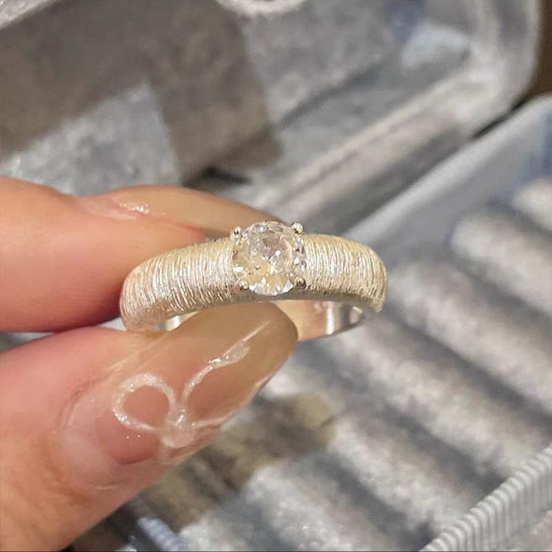 Unique Vintage Inspired Copper Ring Featuring Geometric Design And Elegant Zirconia J5204
Unique Vintage Inspired Copper Ring Featuring Geometric Design And Elegant Zirconia J5204