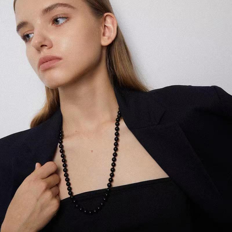 Handmade Black Agate Beaded Necklace: European & American Style, Versatile, Trendy, High-End Design
Handmade Black Agate Beaded Necklace: European & American Style, Versatile, Trendy, High-End Design