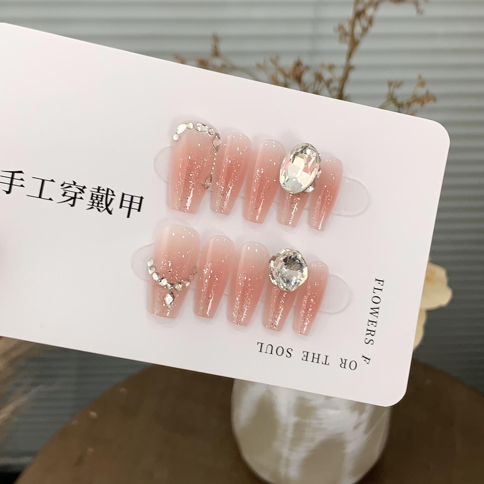 Spring and Summer Blushing Silver Flashing Small Diamond K9 Diamond Sweet Peach Can Be Removed and Worn L
Spring and Summer Blushing Silver Flashing Small Diamond K9 Diamond Sweet Peach Can Be Removed and Worn L