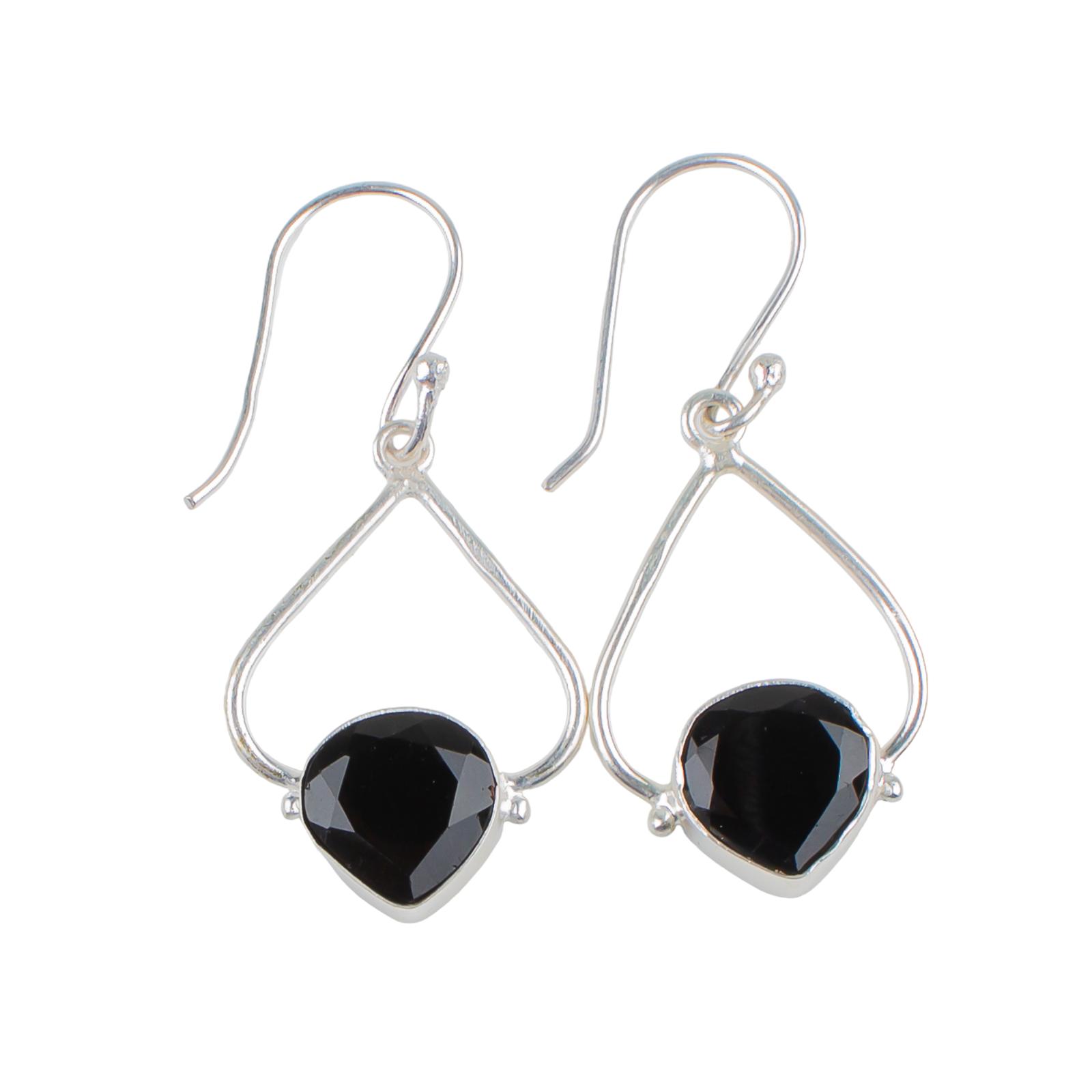 Natural Black Onyx Gemstone 925 Sterling Silver Trendy Jewelry Earrings For Gift EE-33-13
Natural Black Onyx Gemstone 925 Sterling Silver Trendy Jewelry Earrings For Gift EE-33-13