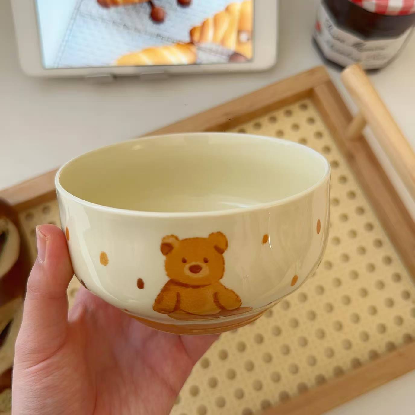 High-Value Underglaze Ceramic Plates, Household Dishes, Dishes, Children S Cute Bear Plates, Dessert Fruit Plates
High-Value Underglaze Ceramic Plates, Household Dishes, Dishes, Children S Cute Bear Plates, Dessert Fruit Plates