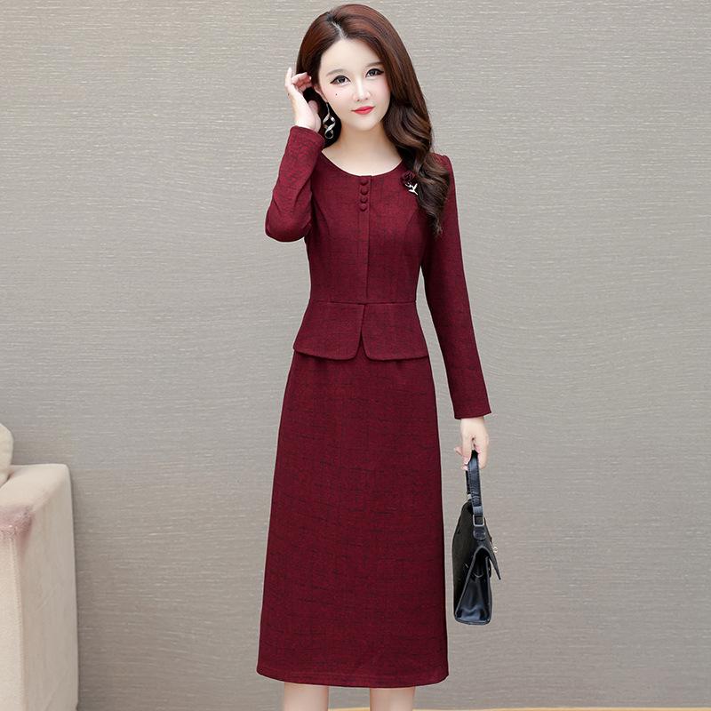 2025 Autumn Red Slim-Fit Faux Two-Piece Mid-Length Dress with Round Neck and Long Sleeves for Women L красный
2025 Autumn Red Slim-Fit Faux Two-Piece Mid-Length Dress with Round Neck and Long Sleeves for Women L красный
