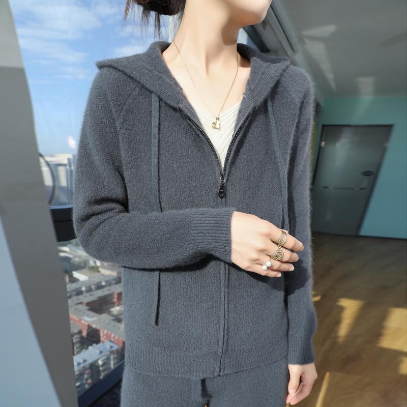 Women s Double Zipper Hooded Knit Cardigan - Long Sleeve, Loose Fit, Solid Color, Fashionable Short Sweater Jacket Extra Large
Women s Double Zipper Hooded Knit Cardigan - Long Sleeve, Loose Fit, Solid Color, Fashionable Short Sweater Jacket Extra Large