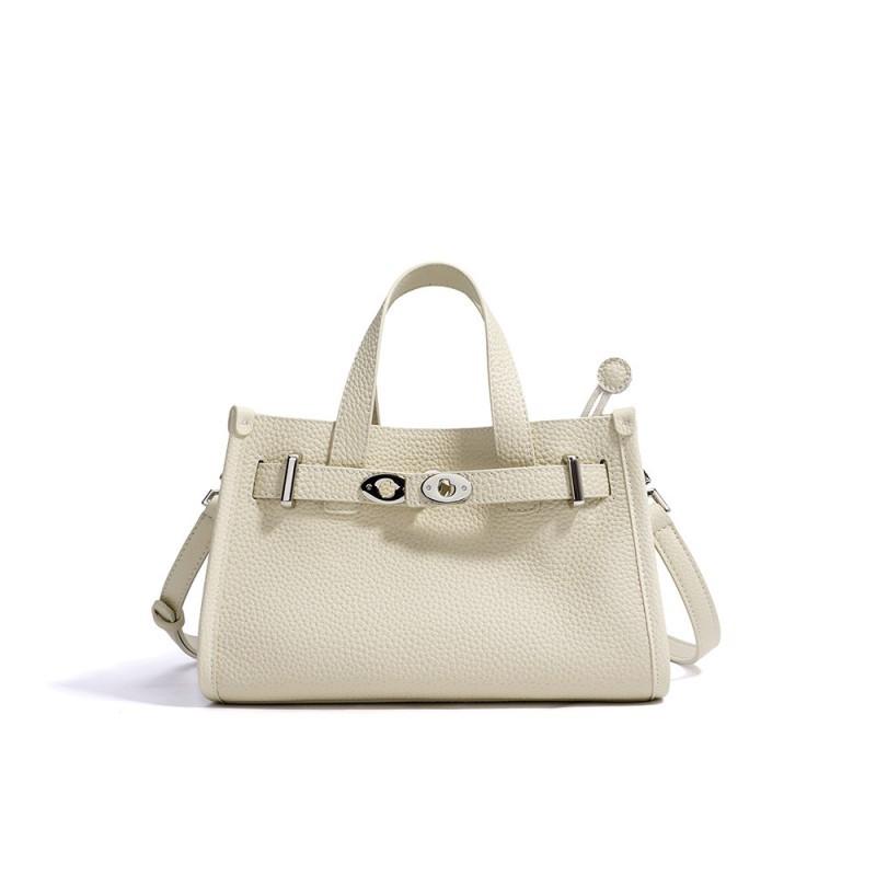 Small Niche Design Handbag With High-end Feel Top Layer Cowhide Tote Bag Women s Large Capacity Single Shoulder Crossbody 24x12x16cm
Small Niche Design Handbag With High-end Feel Top Layer Cowhide Tote Bag Women s Large Capacity Single Shoulder Crossbody 24x12x16cm