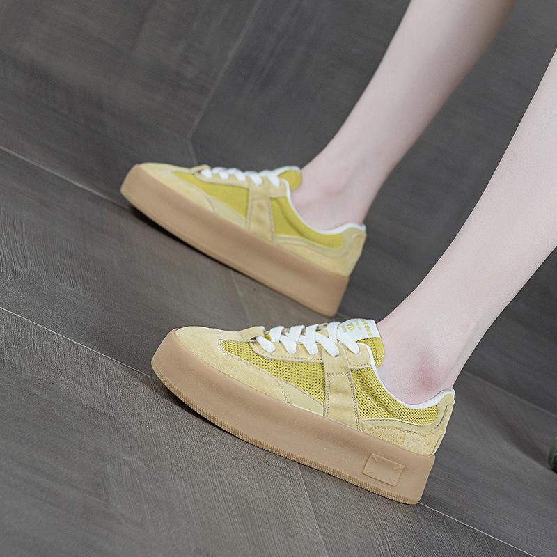 Женские кожаные кроссовки на толстой подошве с мягкой подошвой, маленькие белые туфли, весенние новые универсальные сетчатые дышащие повседневные кеды для скейтборда 40 жёлтый
Женские кожаные кроссовки на толстой подошве с мягкой подошвой, маленькие белые туфли, весенние новые универсальные сетчатые дышащие повседневные кеды для скейтборда 40 жёлтый