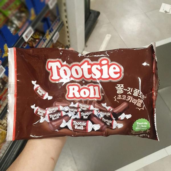 Tootsie Roll Choco Caramel 300g One thing
Tootsie Roll Choco Caramel 300g One thing
