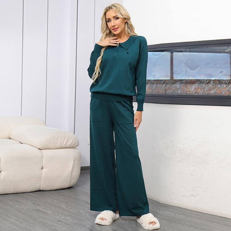 2025 Embroidered POLO Collar Long Sleeve Knitted Top Wide Leg Pants Knitted Two Piece Set for Women One Size чёрный
2025 Embroidered POLO Collar Long Sleeve Knitted Top Wide Leg Pants Knitted Two Piece Set for Women One Size чёрный