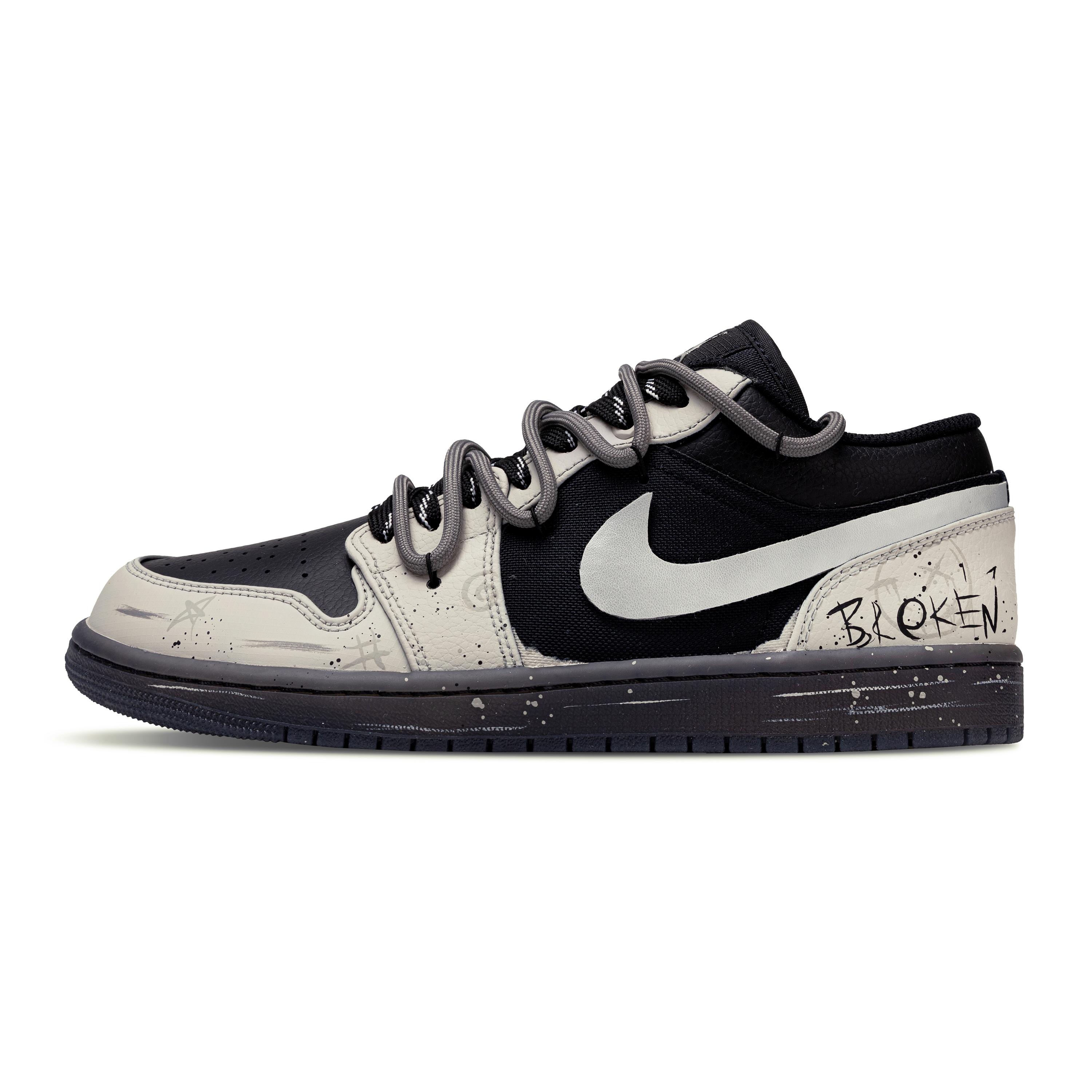 Jordan Air Jordan 1 Low top Vintage Basketball Shoes Unisex Beige Black HV5968-001(Team692-) 36
Jordan Air Jordan 1 Low top Vintage Basketball Shoes Unisex Beige Black HV5968-001(Team692-) 36