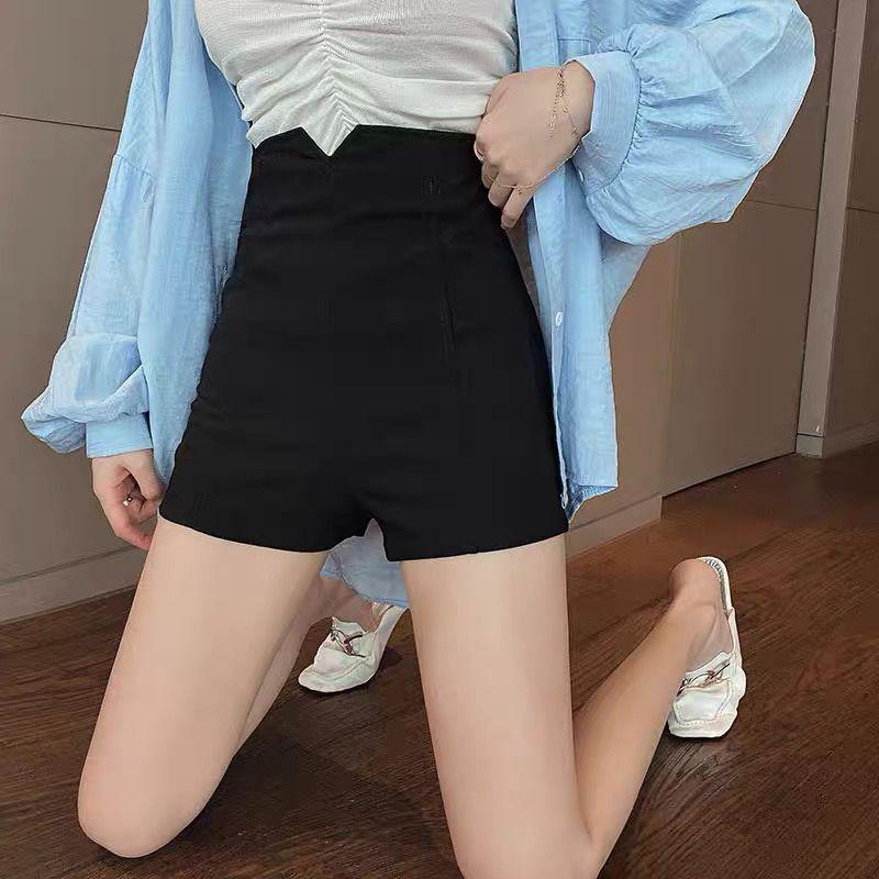 Women s 2024 High-Waist A-Line Black Casual Shorts M чорний
Women s 2024 High-Waist A-Line Black Casual Shorts M чорний