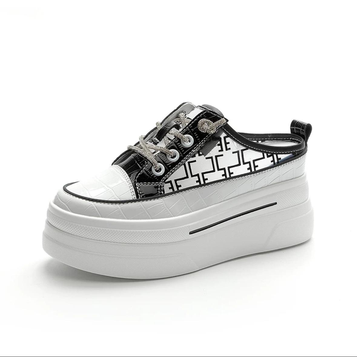 2024 new bright leather rhinestone white shoes breathable non-slip thick sole inner height increase casual women s shoes low-top sandals women s 39
2024 new bright leather rhinestone white shoes breathable non-slip thick sole inner height increase casual women s shoes low-top sandals women s 39