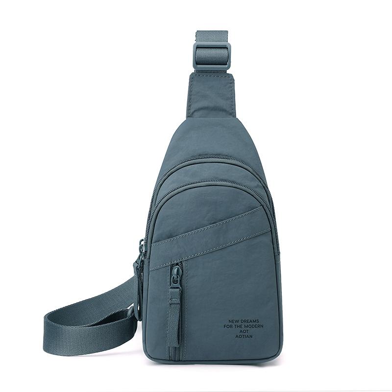 Outdoor Mobile Phone Bag Men s Chest Bag Crossbody Bag синій
Outdoor Mobile Phone Bag Men s Chest Bag Crossbody Bag синій