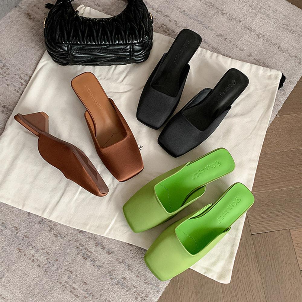 Sandals 2025 summer new comfortable fashion bag head high heel half drag square head slippers 40 темно-коричневого кольору
Sandals 2025 summer new comfortable fashion bag head high heel half drag square head slippers 40 темно-коричневого кольору