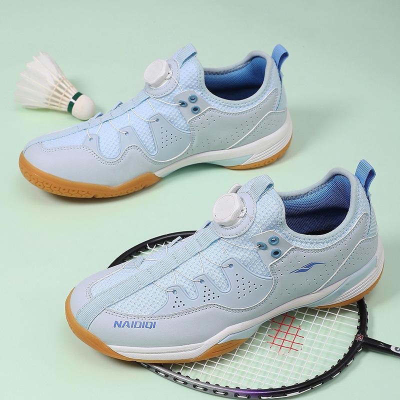 New badminton shoes male and female students breathable sports shoes professional shock absorption volleyball shoes tennis shoes comprehensive tra 44
New badminton shoes male and female students breathable sports shoes professional shock absorption volleyball shoes tennis shoes comprehensive tra 44