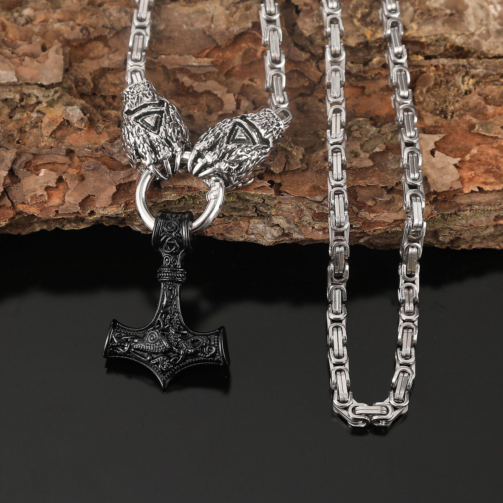 Viking Retro Hammer and Bear Claw Pendant Necklace with King Chain 60cm Chain
Viking Retro Hammer and Bear Claw Pendant Necklace with King Chain 60cm Chain