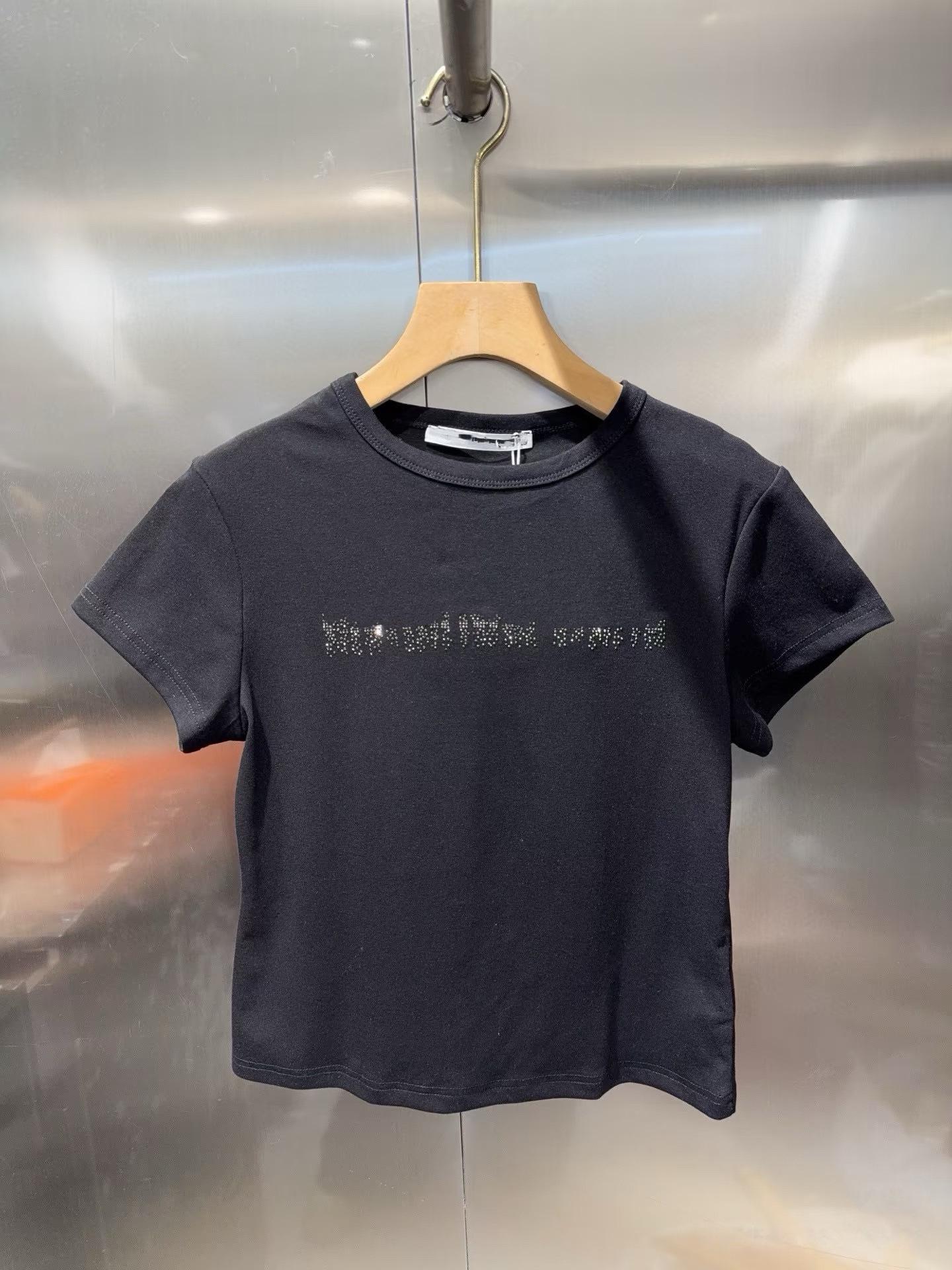 Women s Rhinestone Round Neck Slim Fit Cropped T-shirt Small чорний
Women s Rhinestone Round Neck Slim Fit Cropped T-shirt Small чорний