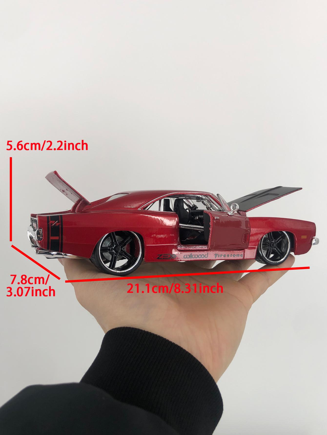 Maisto 1:25 1969 Dodge Charger R/T car model, zinc alloy metal decoration, collectible gift car червоний
Maisto 1:25 1969 Dodge Charger R/T car model, zinc alloy metal decoration, collectible gift car червоний