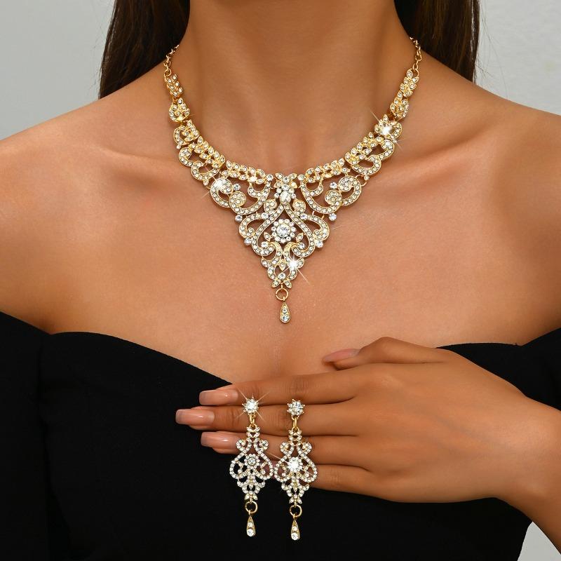 Meier European and american exaggerated rhinestone necklace and earring set - bridal, evening gown, and party accessories
Meier European and american exaggerated rhinestone necklace and earring set - bridal, evening gown, and party accessories