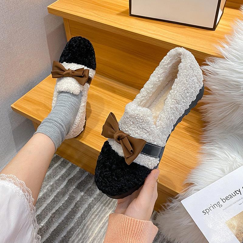 Mao Mao shoes women s 2025 autumn new thick-soled outer wear lamb wool women s shoes one pedal large size Doudou shoes tide warm 34 білий
Mao Mao shoes women s 2025 autumn new thick-soled outer wear lamb wool women s shoes one pedal large size Doudou shoes tide warm 34 білий