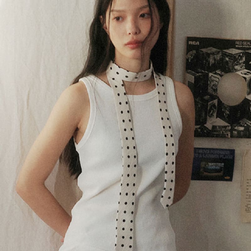 Узкий галстук в горошек COOKEESEE (слоновая кость) ivory
Узкий галстук в горошек COOKEESEE (слоновая кость) ivory