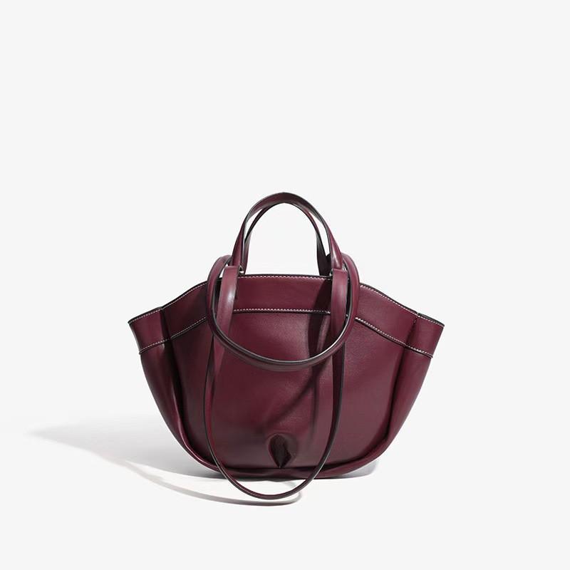 ZA One-shoulder Portable Tote Bag 2024 New Product Fashionable Large-capacity Brown Commuter вина червоного кольору
ZA One-shoulder Portable Tote Bag 2024 New Product Fashionable Large-capacity Brown Commuter вина червоного кольору