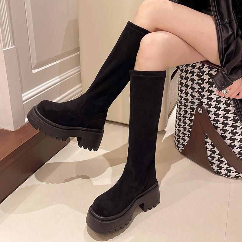 Женские ботильоны на высоком каблуке 2025 Новая осенне-зимняя мода Искусственная замша Эластичные ботфорты Женские Ретро Длинные ботинки Ботильоны-носки на среднем каблуке 8 см 40 чёрный
Женские ботильоны на высоком каблуке 2025 Новая осенне-зимняя мода Искусственная замша Эластичные ботфорты Женские Ретро Длинные ботинки Ботильоны-носки на среднем каблуке 8 см 40 чёрный