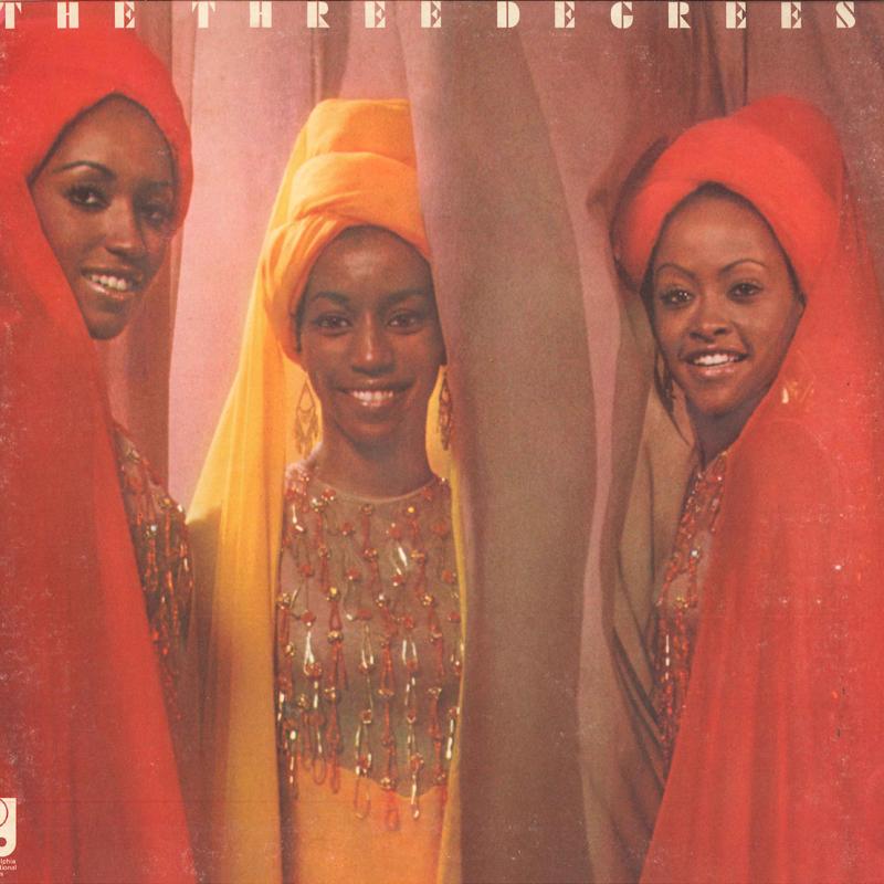 LP Record THREE DEGREES - Three Degrees KZ32406 PHILADELPHIA IN 1973 US Soul/Funk Used
LP Record THREE DEGREES - Three Degrees KZ32406 PHILADELPHIA IN 1973 US Soul/Funk Used