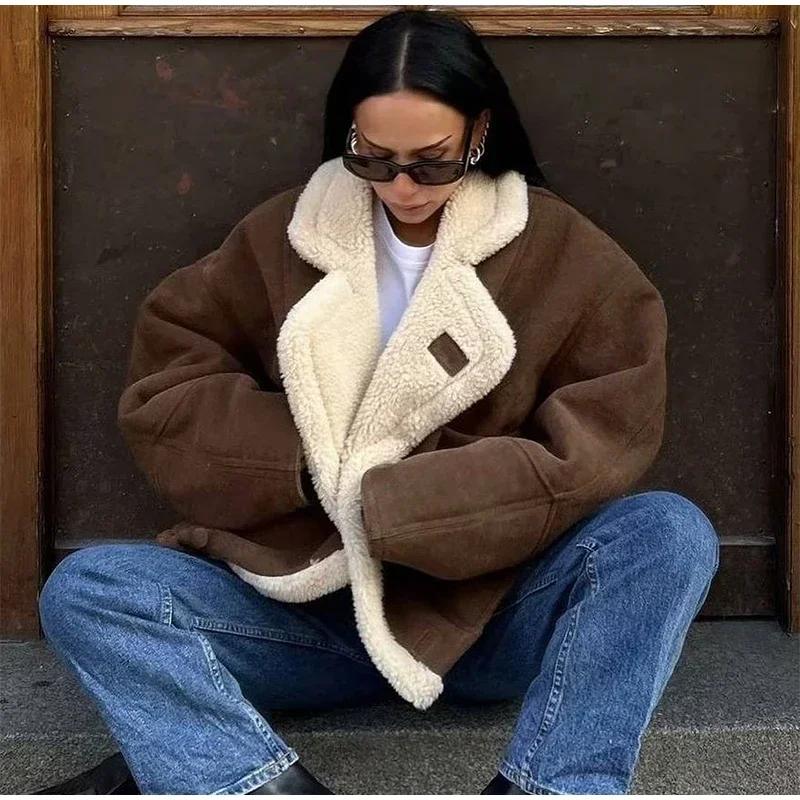 Винтажное теплое пальто из искусственной кожи, толстое, пушистое, с отделкой, с большим лацканом, женская верхняя одежда с длинным рукавом, зимние уличные куртки для леди XXL коричневый
Винтажное теплое пальто из искусственной кожи, толстое, пушистое, с отделкой, с большим лацканом, женская верхняя одежда с длинным рукавом, зимние уличные куртки для леди XXL коричневый